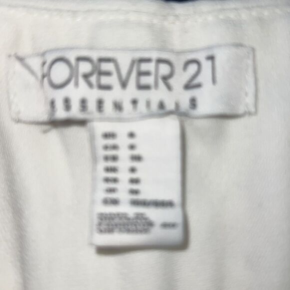 Forever 21 essentials ivory dress pants, size 6 - Picture 10 of 10